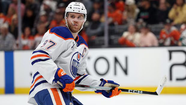 Oilers’ superstar captain Connor McDavid wins 5th Ted Lindsay Award, tying Gretzky