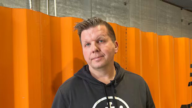 Charged with fraud, Manitoba man still selling shipping container pools under new business name