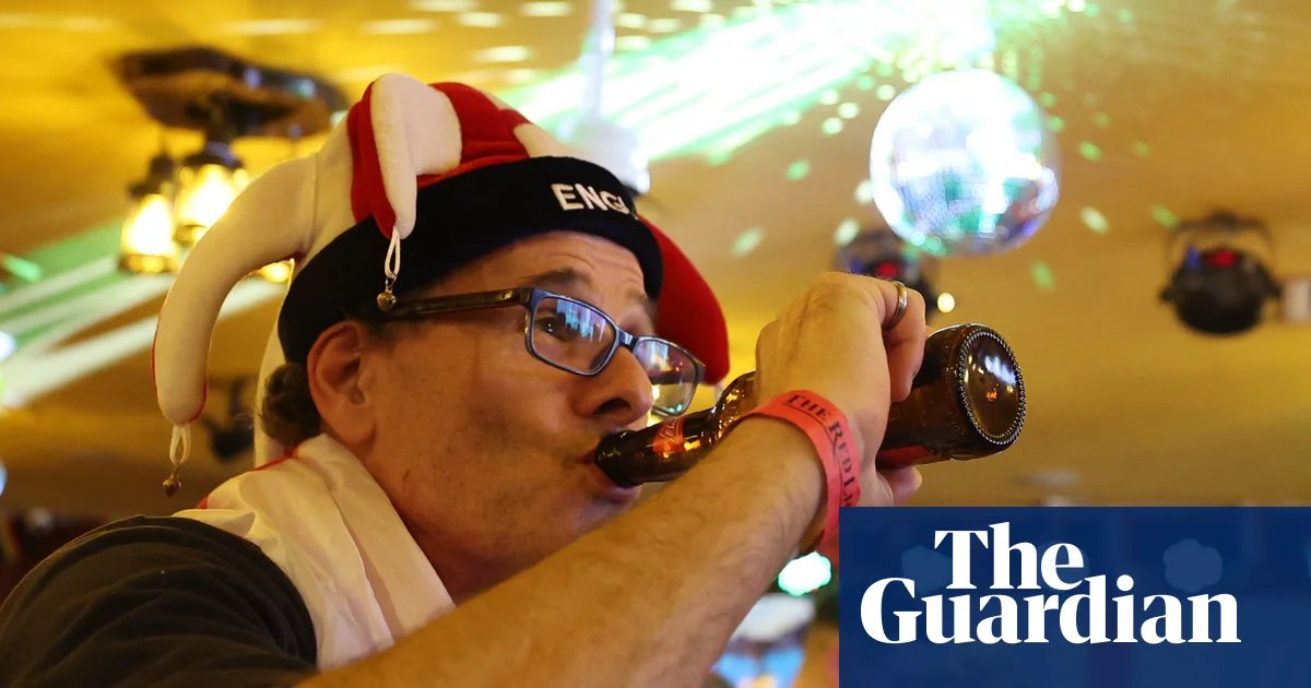 Pub chain Fuller’s hopes for bumper summer from World Cup and staycations | Business