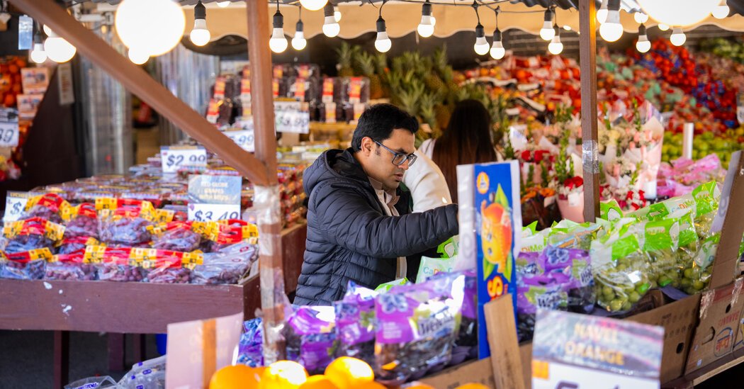 Live Updates: Inflation Jumps as Iran War Intensifies Price Squeeze