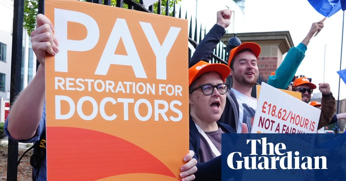 Resident doctors in England call off strike action after new government offer | Doctors