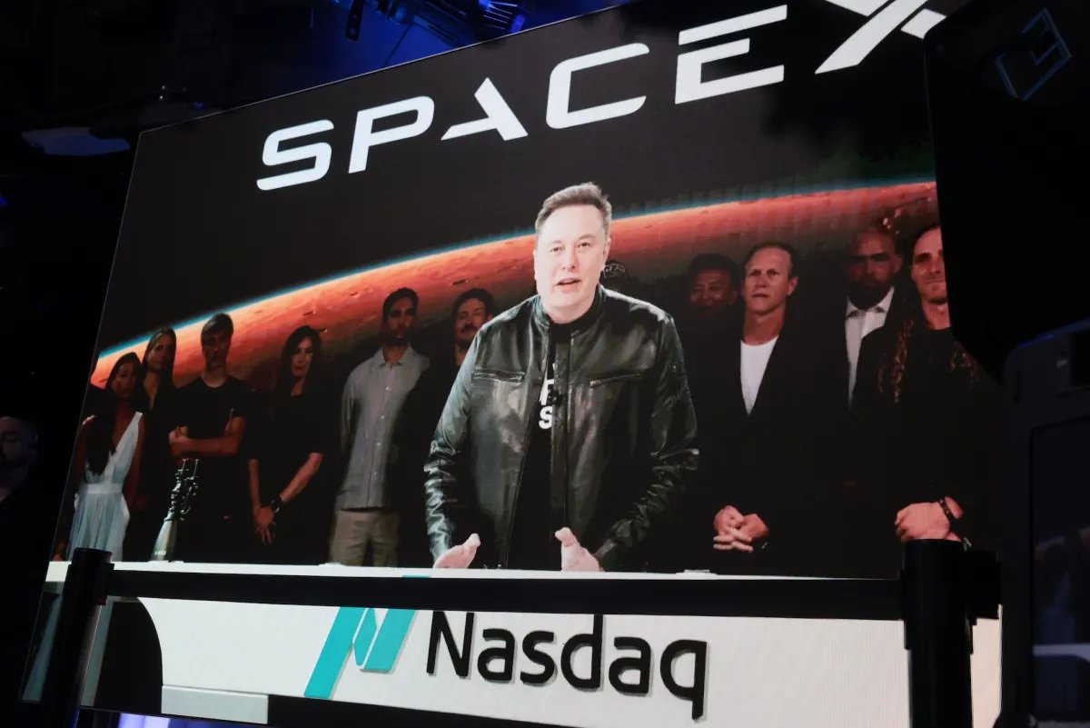 TechCrunch Mobility: SpaceX rockets past Tesla