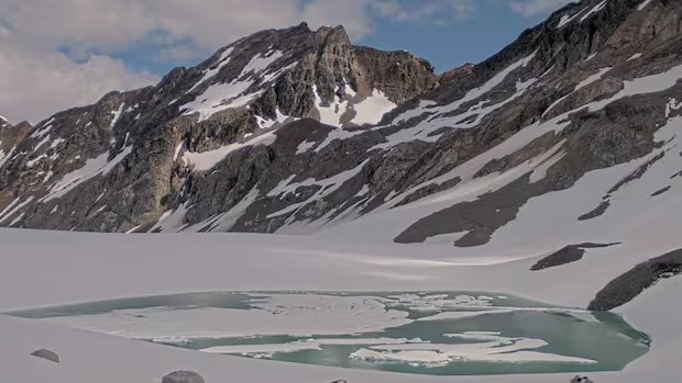 ‘Unnerving’: Homeowners waiting for raging glacial water to hit town near Pemberton