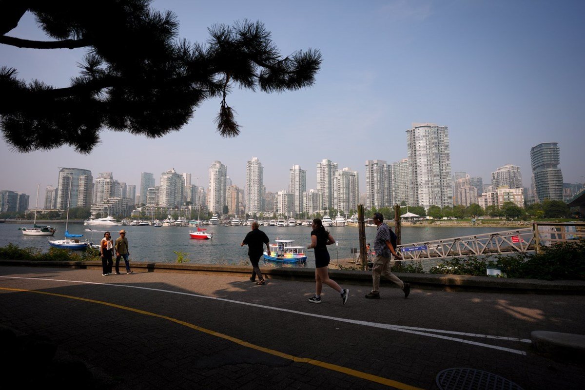Metro Vancouver union agrees to mediated talks as full-scale strike called off