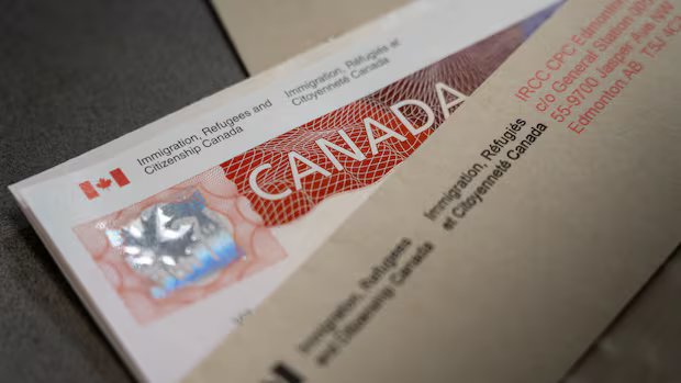 Canada’s population drops in first quarter of 2026