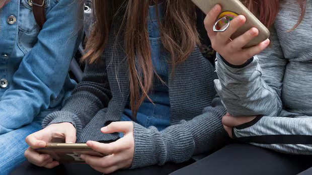 N.S. banned cellphones in classrooms 2 years ago. Here’s how it’s going
