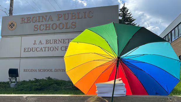 Hundreds of letters urge Regina Public Schools not to comply with school pronoun law