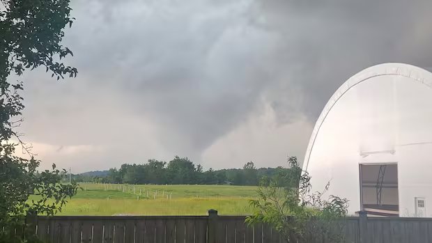 Severe thunderstorms trigger tornado warnings across southwestern Ontario