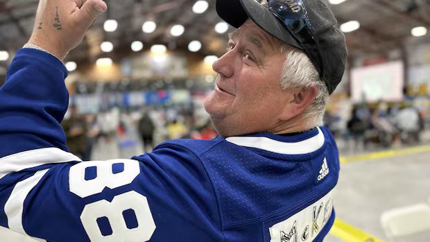 Yukon fans celebrate hometown star Gavin McKenna’s draft to the Maple Leafs