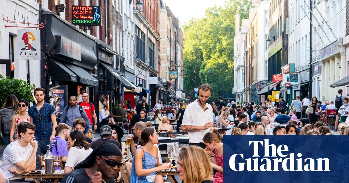 London mayor to override opposition to outdoor dining in Soho next summer | London