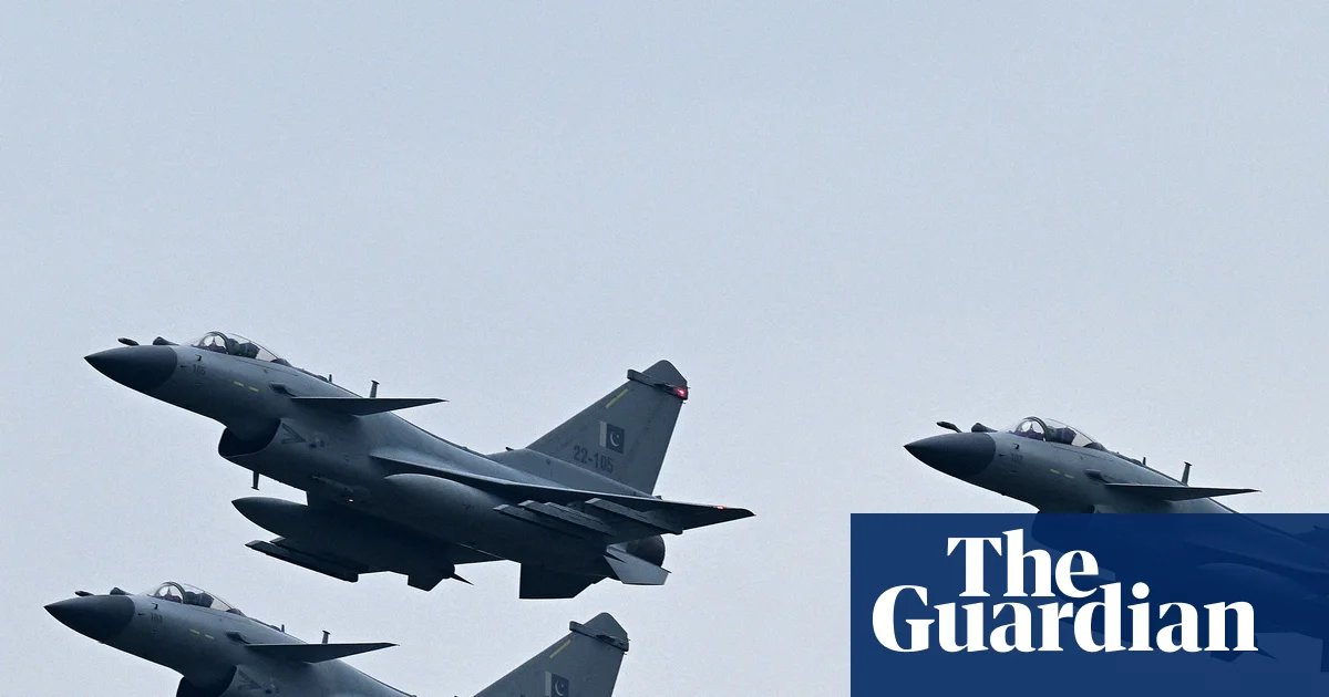 Pakistan carries out deadly airstrikes along Afghanistan border | Pakistan