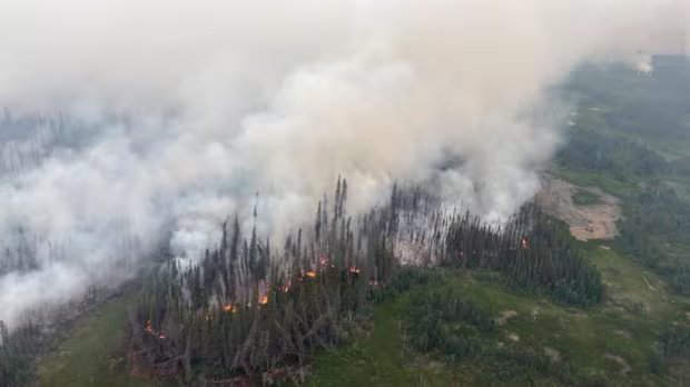 N.W.T. braces for another day of worsening wildfires