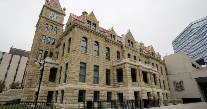 Province says Calgary is ‘free’ to introduce a lobbyist registry in wake of RCMP probe – Calgary