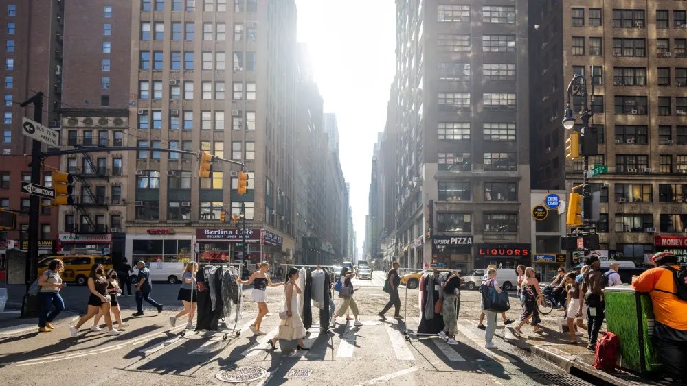 Kent State’s School of Fashion Celebrates 20 Years of its NYC Fashion Program