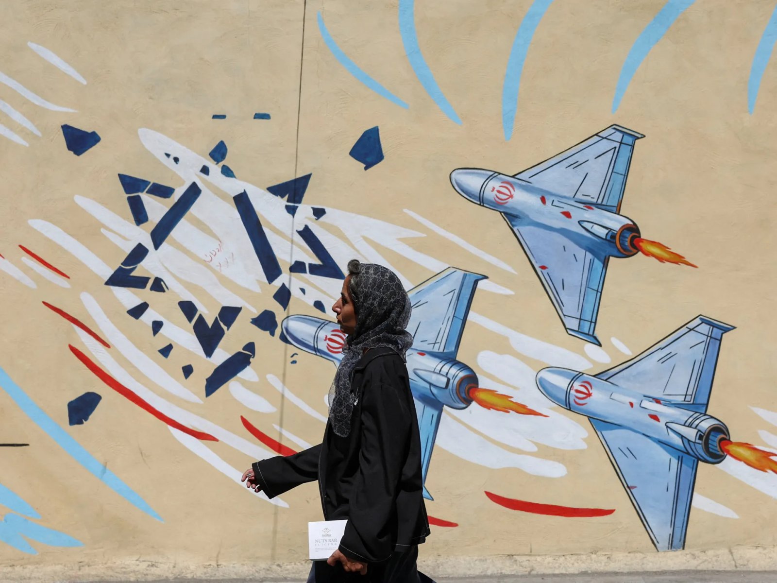 Iran war live: Tehran attacks Bahrain, Kuwait after US bombs Iranian coast | US-Israel war on Iran News