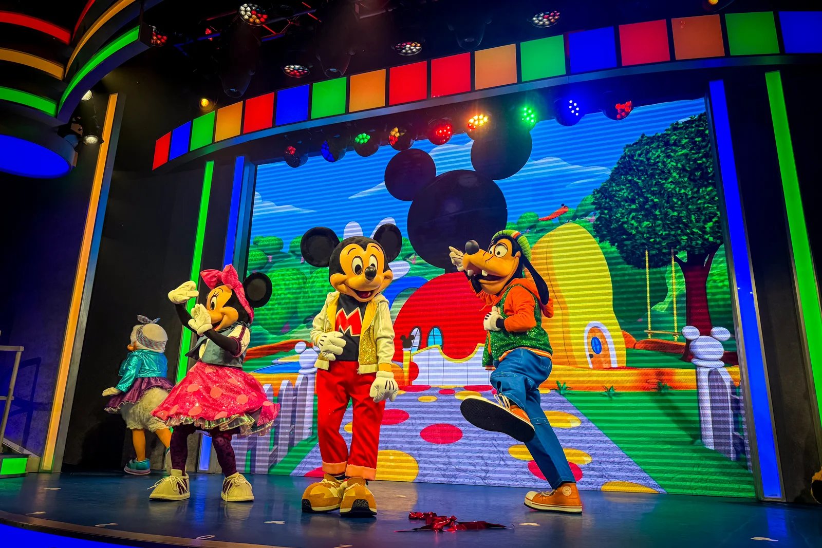 Tips for visiting Disney World this summer