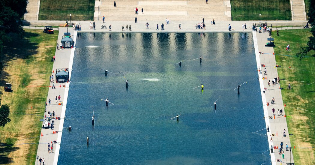Trump Says Vandals Sabotaged the Reflecting Pool. Internal Documents Raise Doubts.
