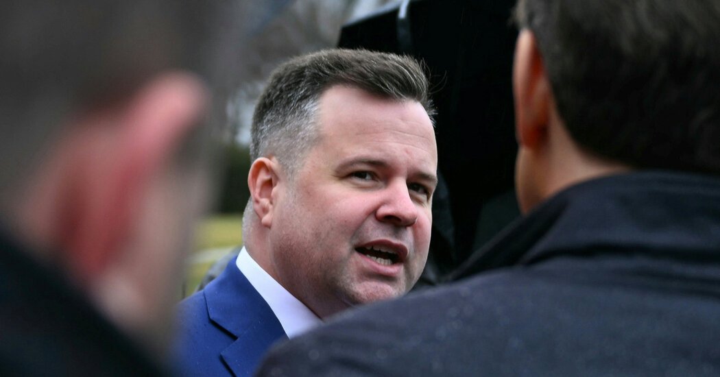 Pulte Trims Spy Agency, but Spares Bulk of Staff for Now