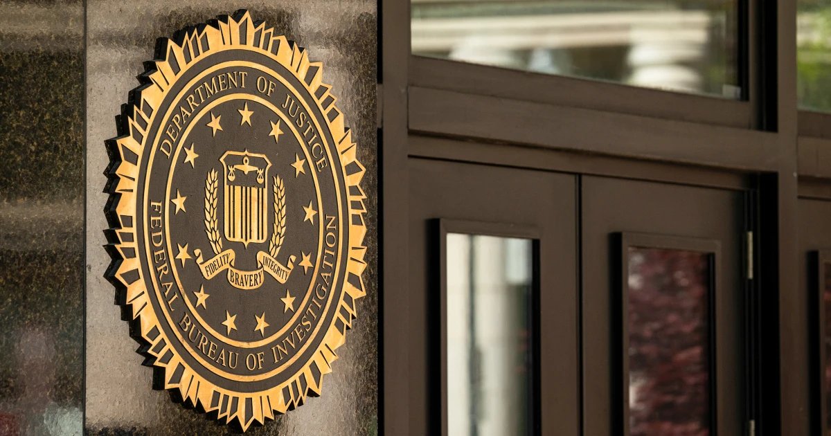 Three U.S. men arrested, charged with plotting to support ISIS