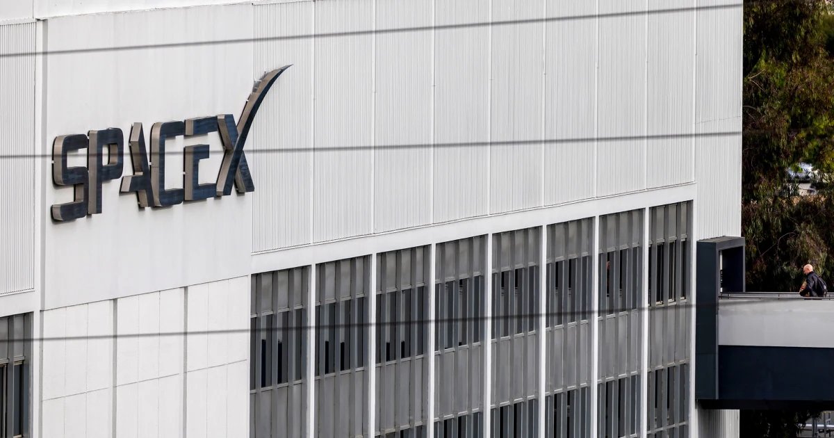 SpaceX tops Amazon, Microsoft in market value as investors buy in