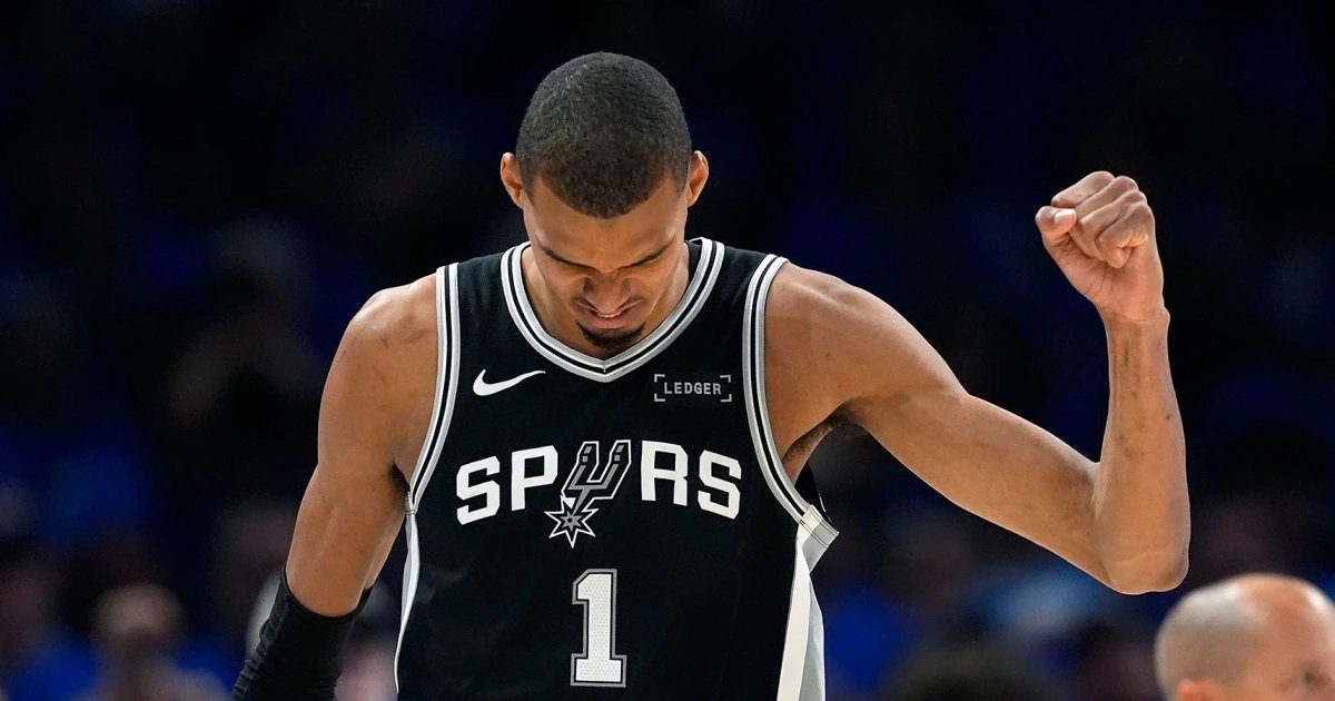 From The Sports Desk: Knicks-Spurs prepare for 1999 NBA Finals reboot
