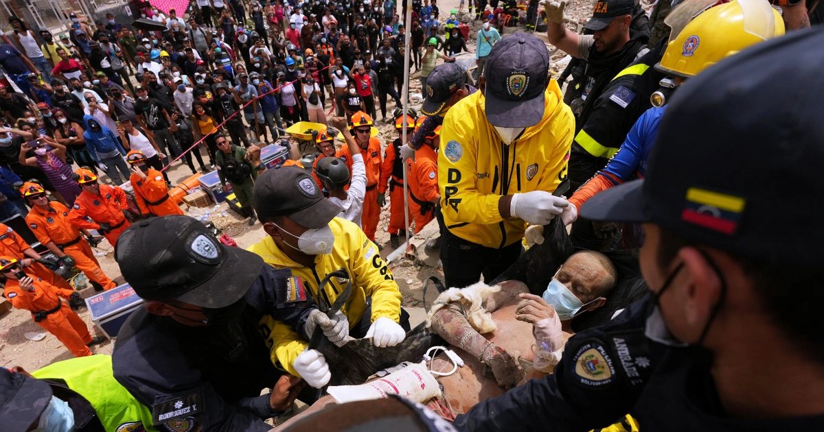 Venezuela earthquake latest: Frustration and fading hopes with thousands still missing after twin quakes