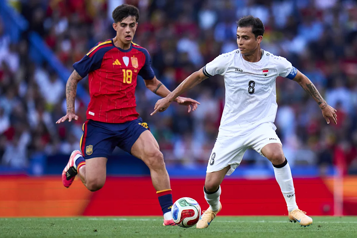 ‘A very important player for the future’ – Marc Bernal impresses Luis de la Fuente on Spain debut