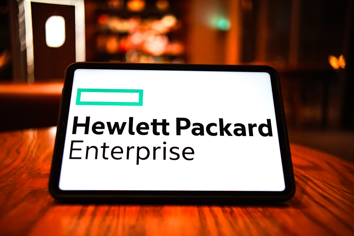 HPE stock soars on record backlog, booming AI server business