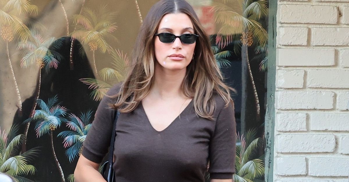 Tired of Kitten-Heel Flip-Flops? Hailey’s Strappy Mules Are a Much Chicer Alt