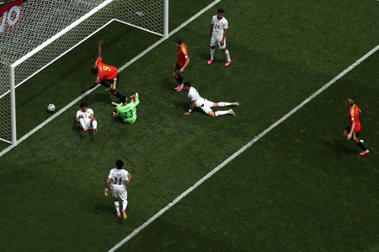 Iran prepare for tense World Cup opener, Spain stunned by Cape Verde