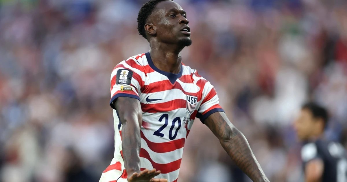 Balogun firma su doblete con un zurdazo y Estados Unidos golea a Paraguay 3-0
