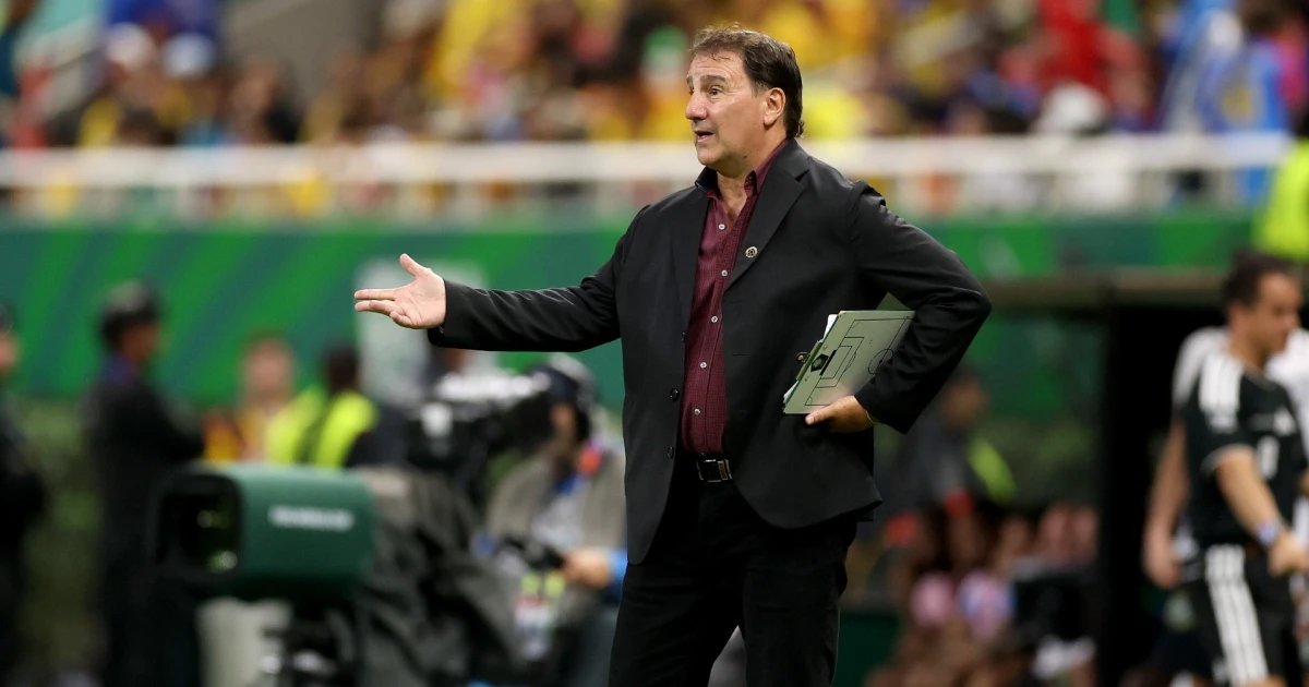 Néstor Lorenzo: “Hicieron un partidazo los muchachos”