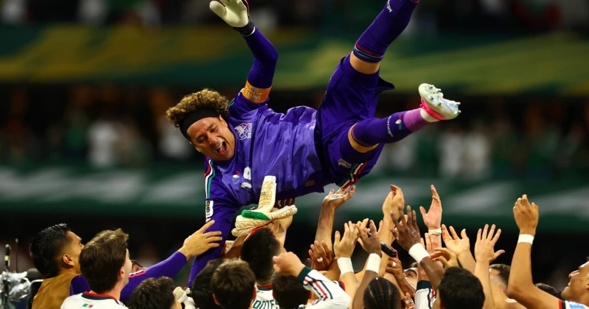 México convence con goleada, Brasil avanza como líder y quedan definidos los grupos