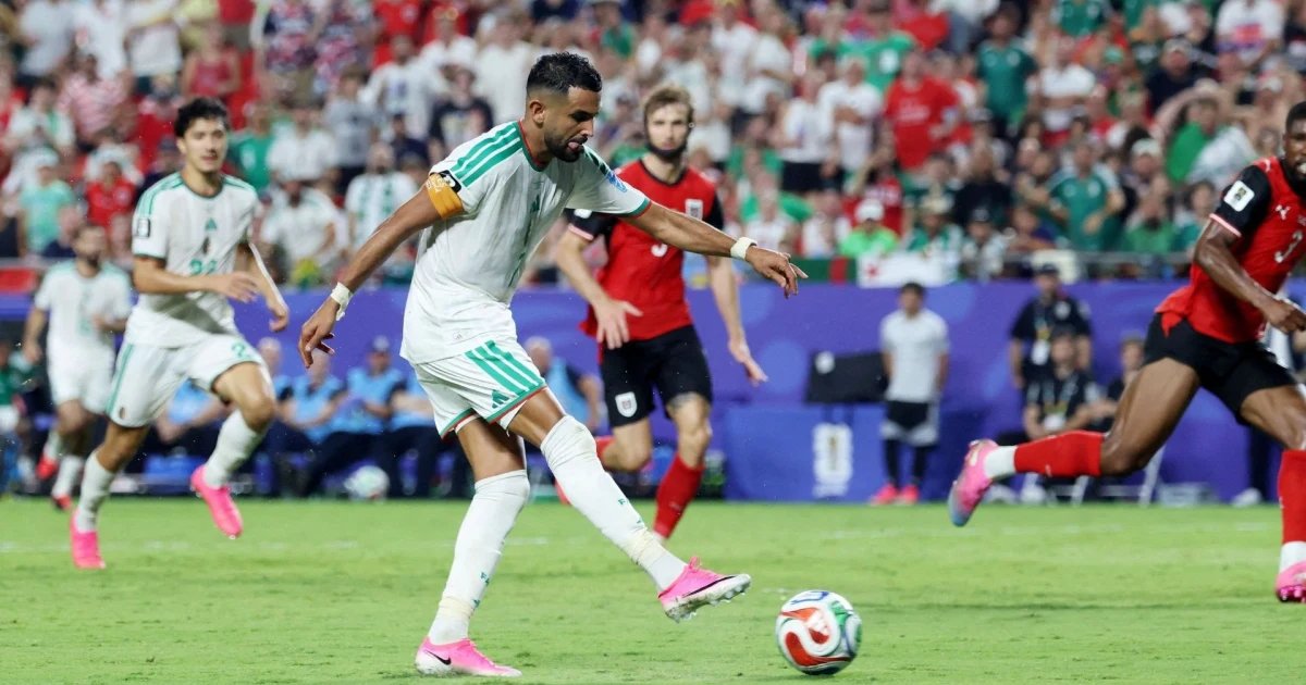 ¡Doblete! Mahrez desata la locura con un gol en el último minuto