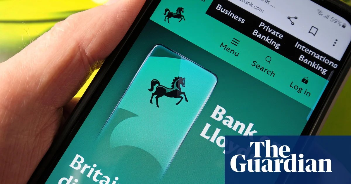 Lloyds customers unable to make payments due to IT glitch | Lloyds Banking Group
