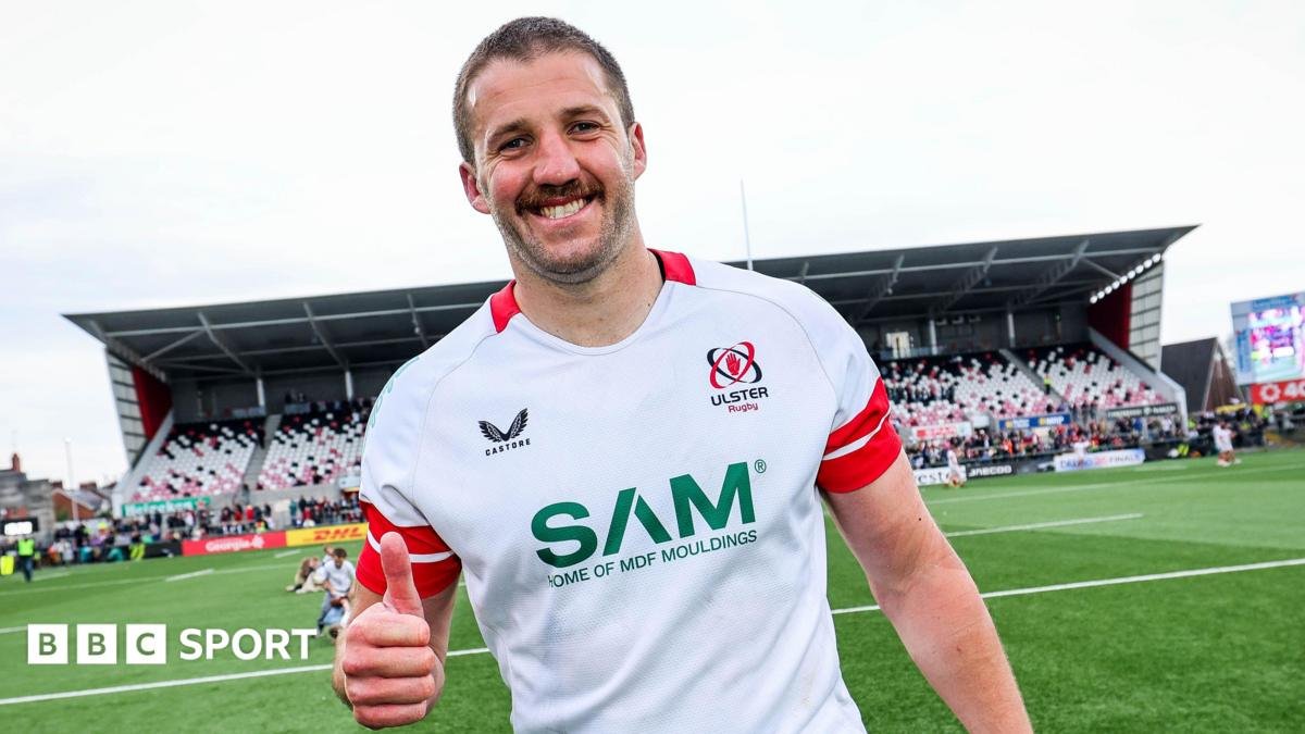 Stuart McCloskey: Ireland centre agrees contract extension with Ulster
