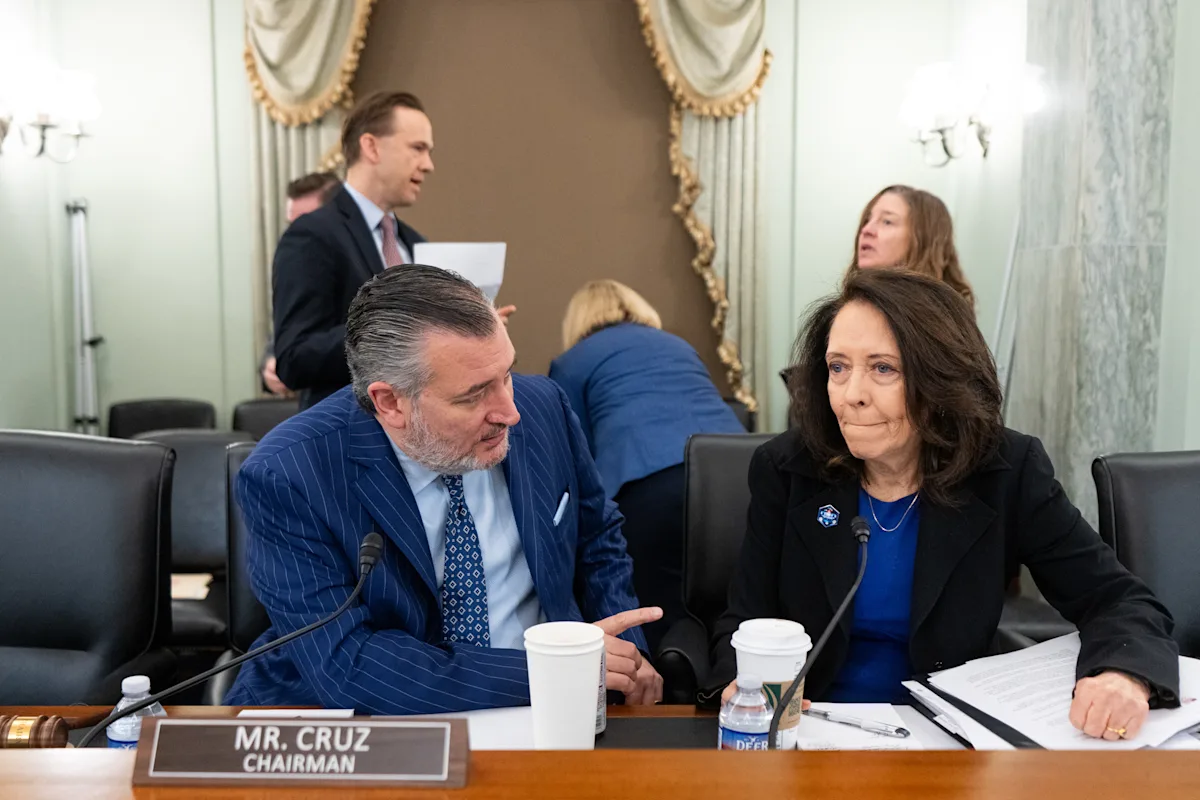 Big Ten, SEC commissioners ripped by key senator for continued opposition to Save College Sports Act — ‘People have to wake up’