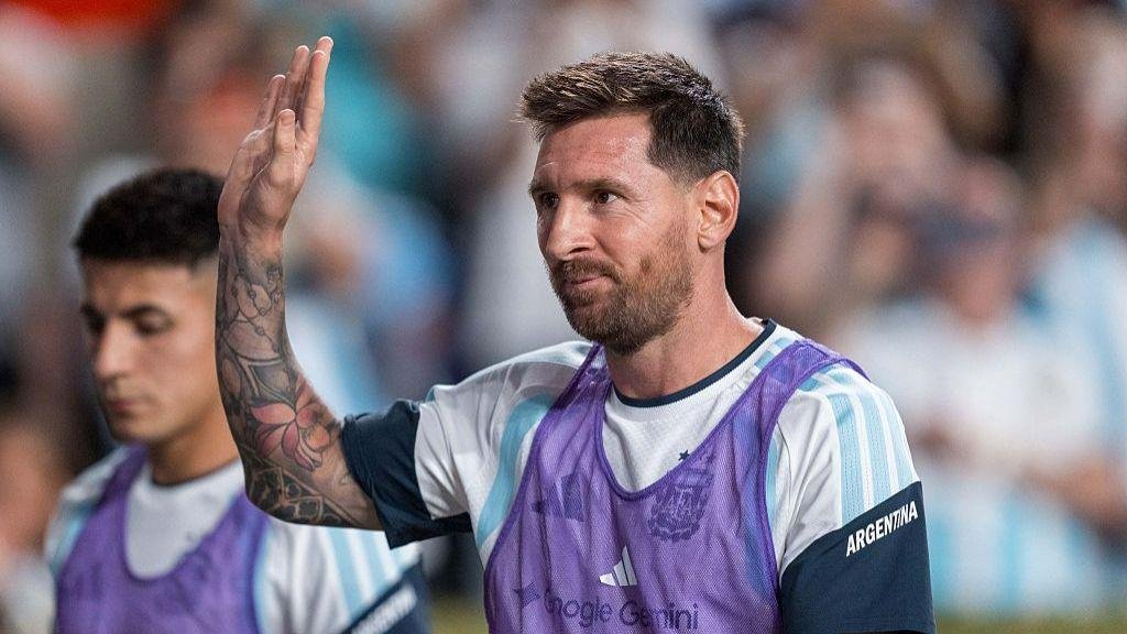 Algeria opener disallowed minutes after after Messi has goal ruled out for Argentina