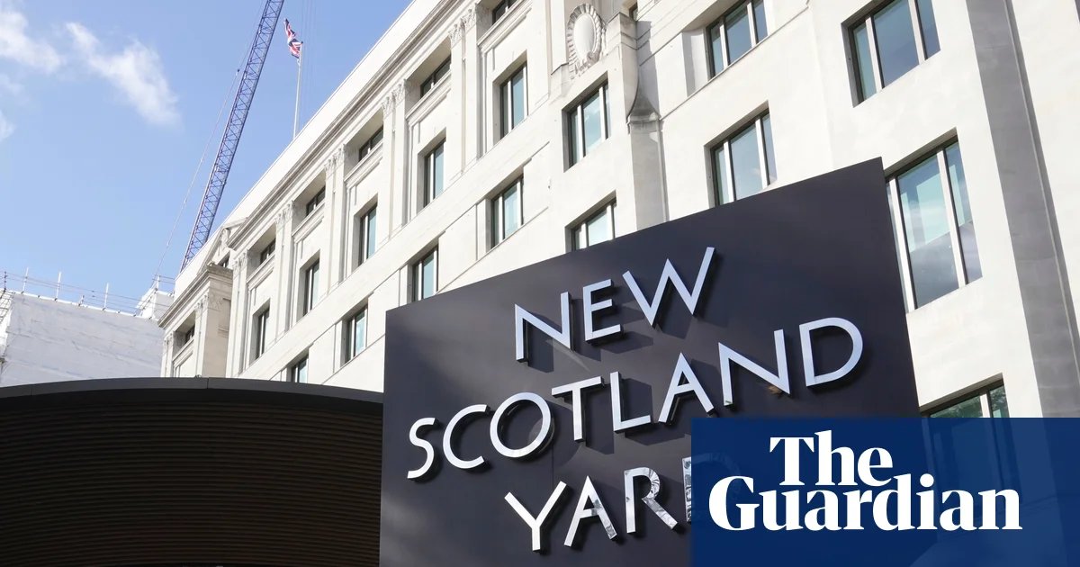 Met gets extension to Palantir AI project after Sadiq Khan blocked deal | Metropolitan police