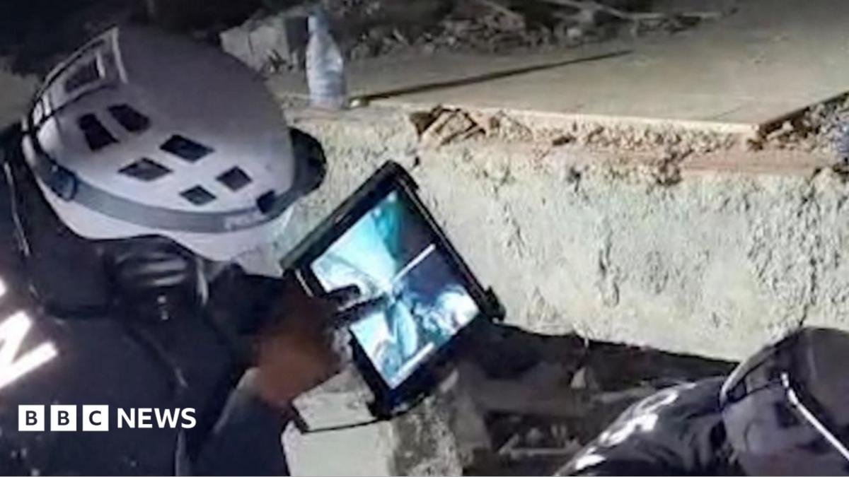 Venezuela: Three-year-old rescued and taken to hospital six days after quake