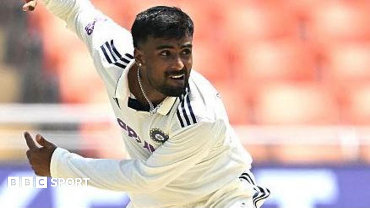 Manav Suthar: India spinner joins Warwickshire for two games