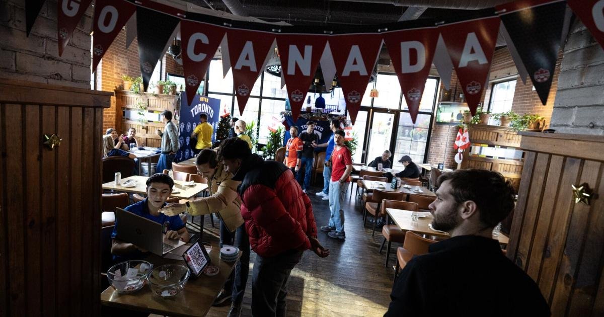 5 places to eat near Toronto Stadium during the World Cup