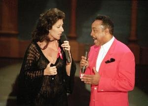 Peabo Bryson, known for duets from Disney's 'Aladdin' and 'Beauty and the Beast,' has died at 75