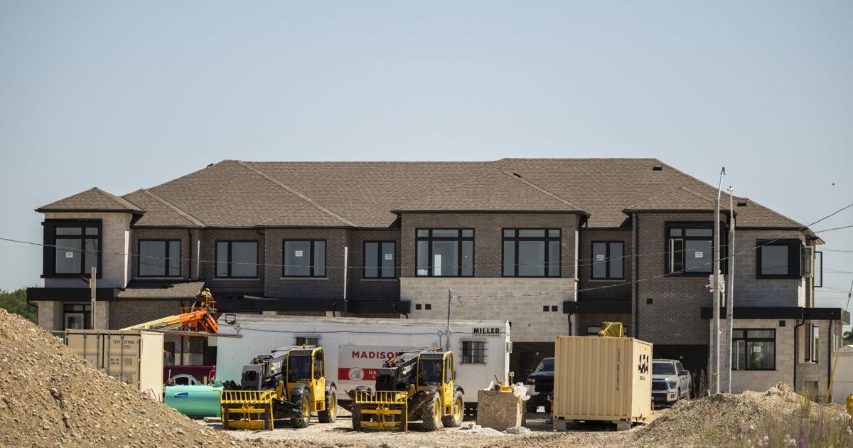 Lower prices driving demand for new Toronto-region townhomes
