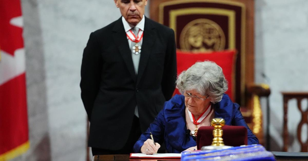 Louise Arbour installed as Governor General of Canada