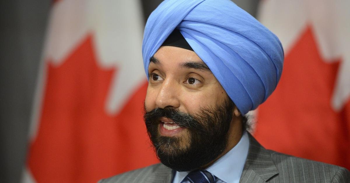 Navdeep Bains plans to run for the Liberals regardless of whether he wins the leadership
