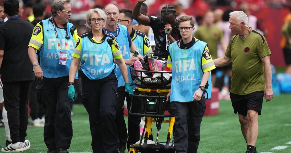 Canada's Ismaël Koné shares message from hospital after breaking leg at World Cup: 'I love you guys'