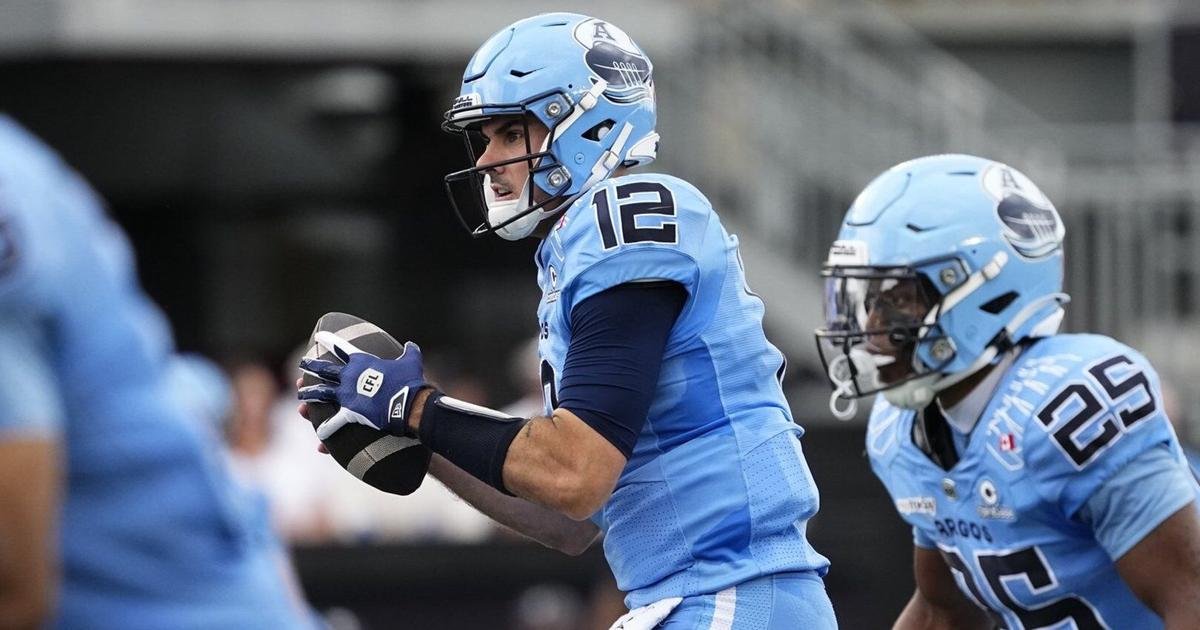 Chad Kelly throws four TDs — and four interceptions — in Argos’ win over Redblacks