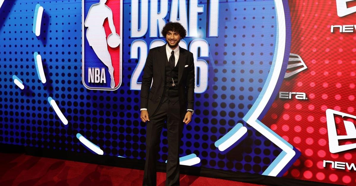 Raptors draft Allen Graves with 19th overall pick in NBA Draft