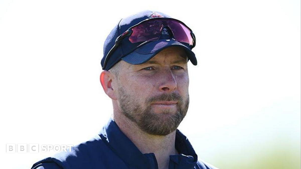 Lancashire: Coach Steven Croft calls on squad to take responsibility